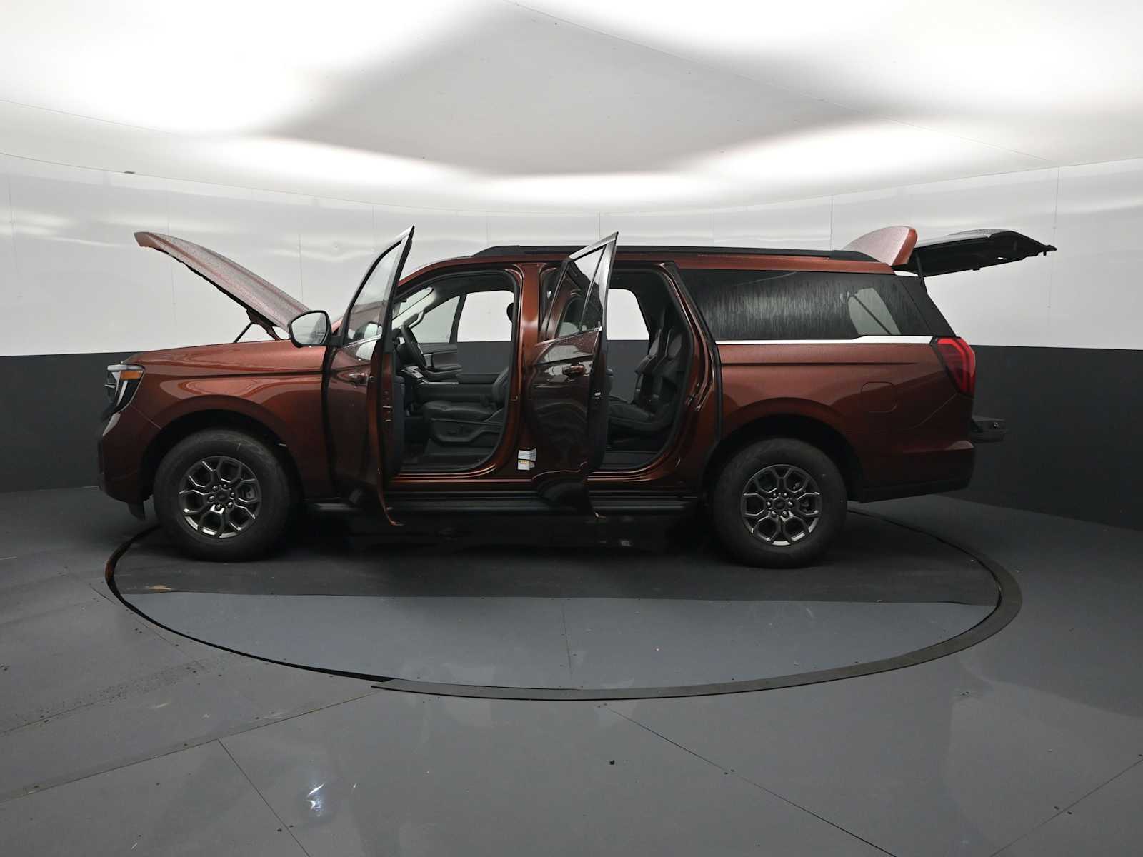 2027 Ford Expedition MAX Active
