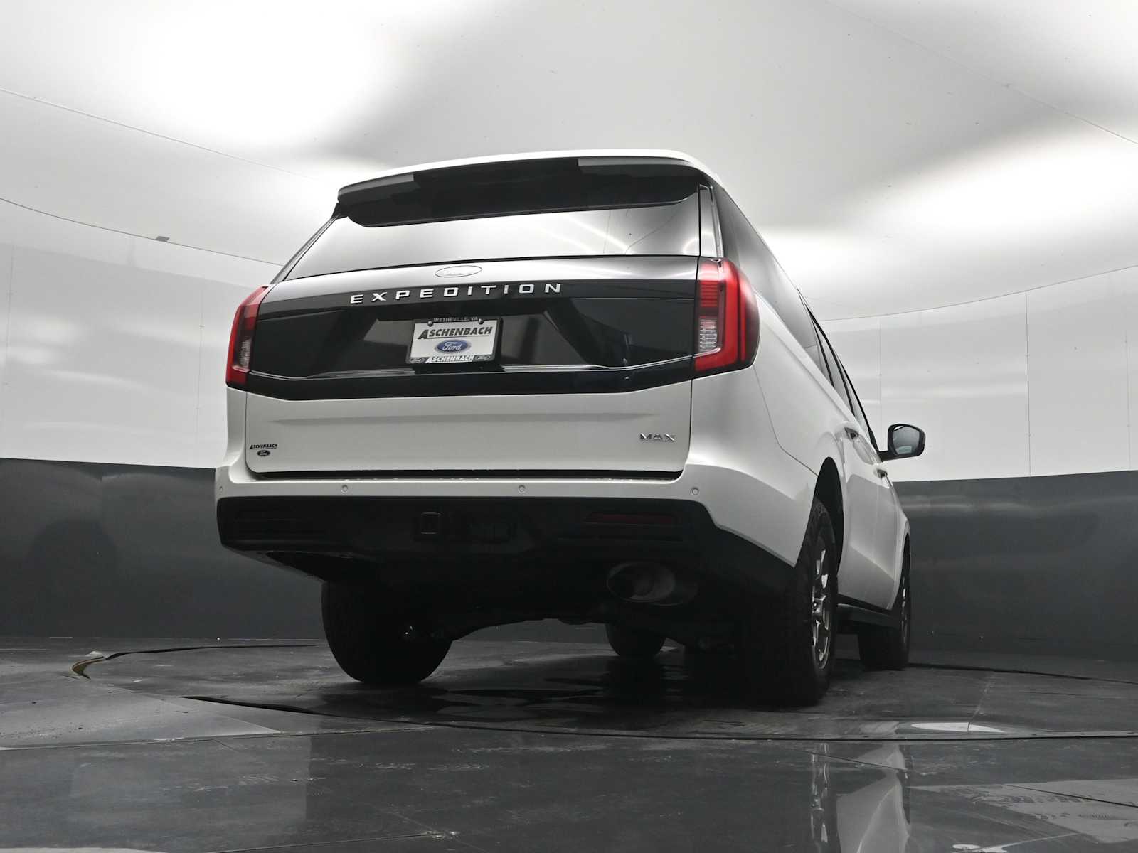 2027 Ford Expedition MAX Active