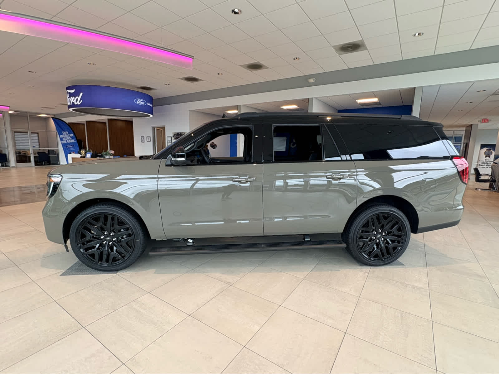 2026 Ford Expedition Max Platinum MAX