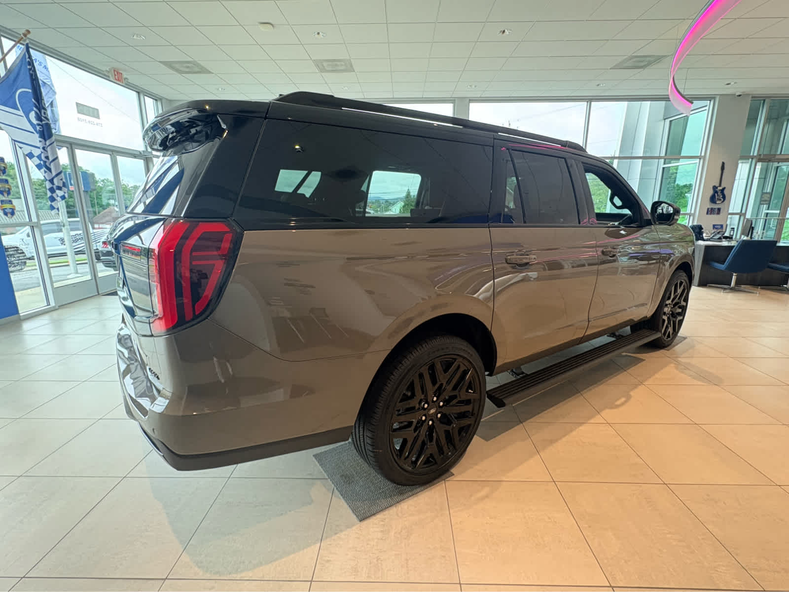 2026 Ford Expedition Max Platinum MAX