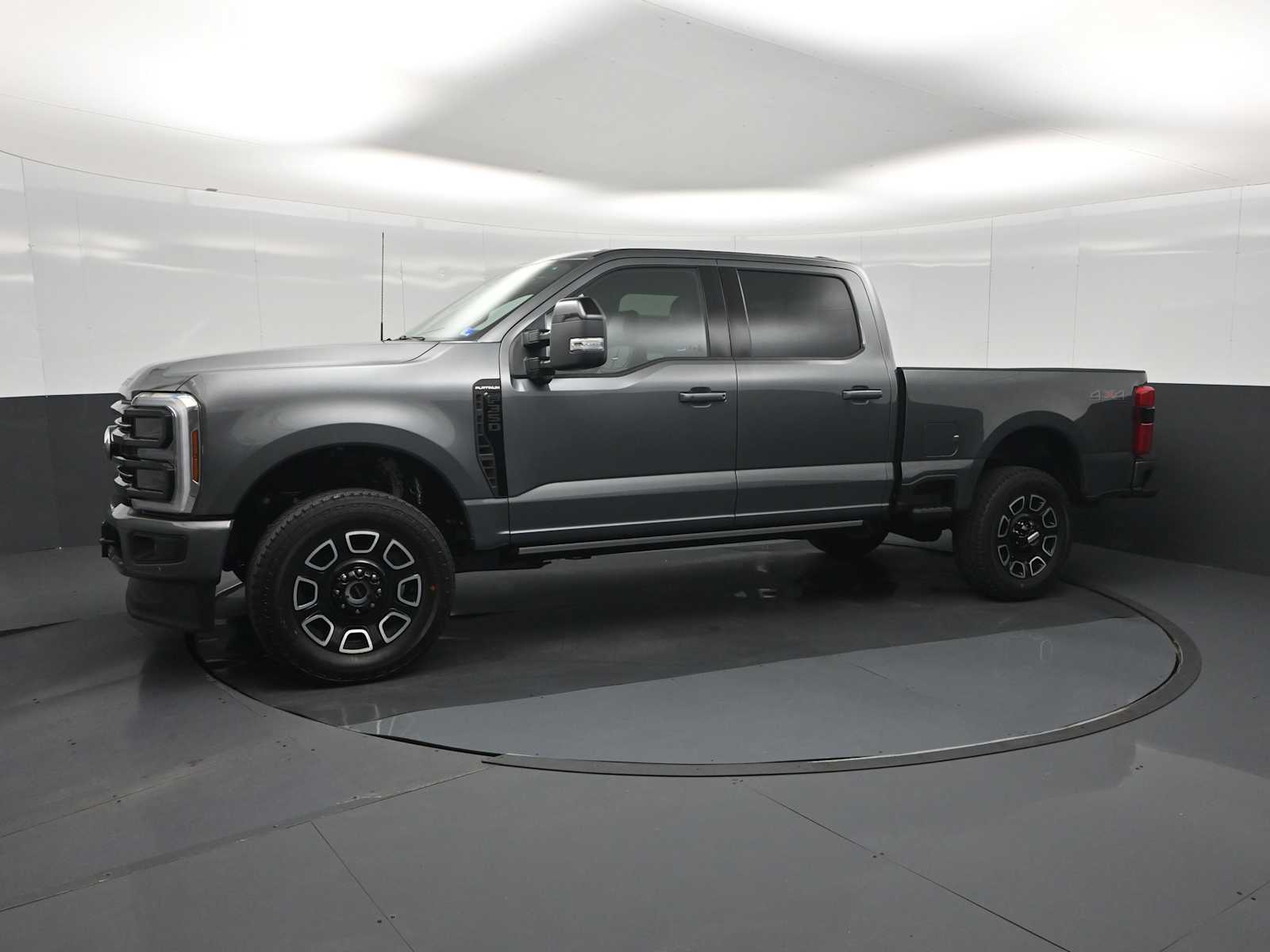 2026 Ford F-350 Super Duty Platinum