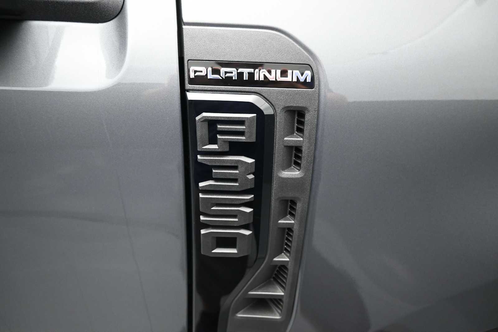 2026 Ford F-350 Super Duty Platinum
