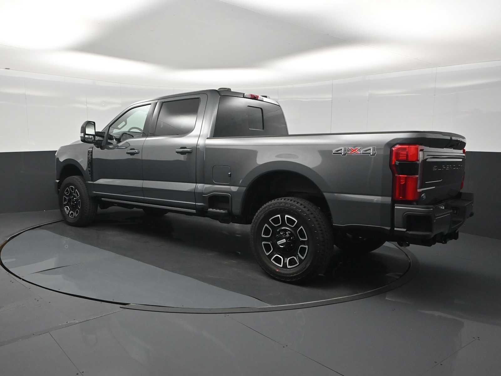 2026 Ford F-350 Super Duty Platinum