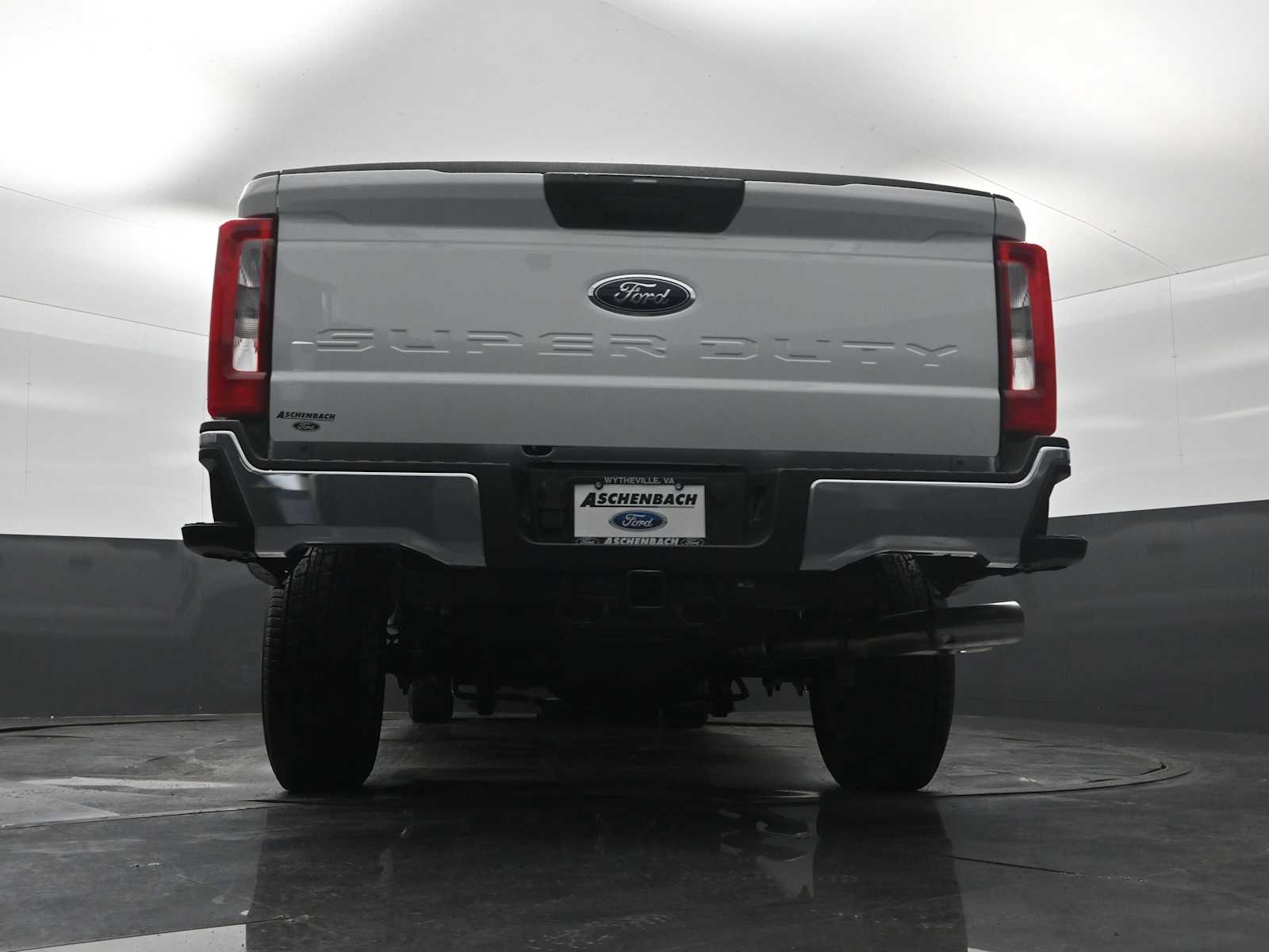 2026 Ford F-350 Super Duty XLT