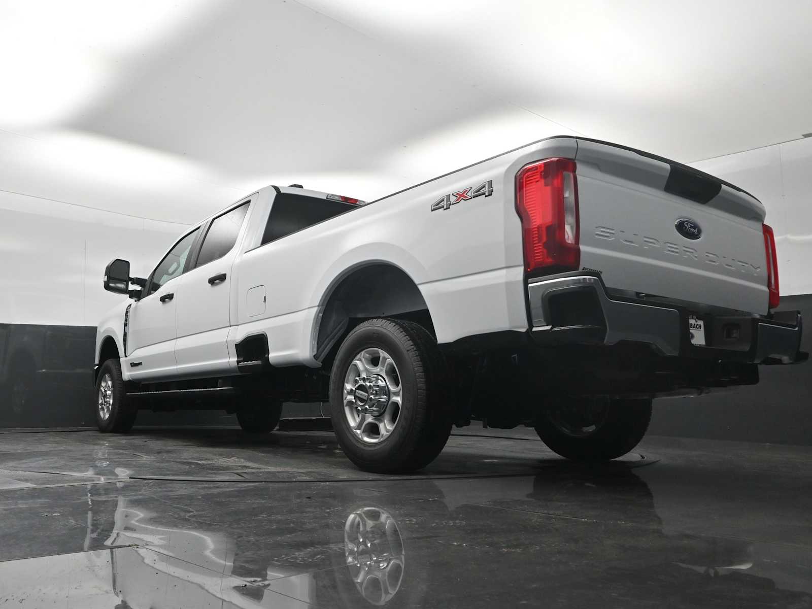 2026 Ford F-350 Super Duty XLT