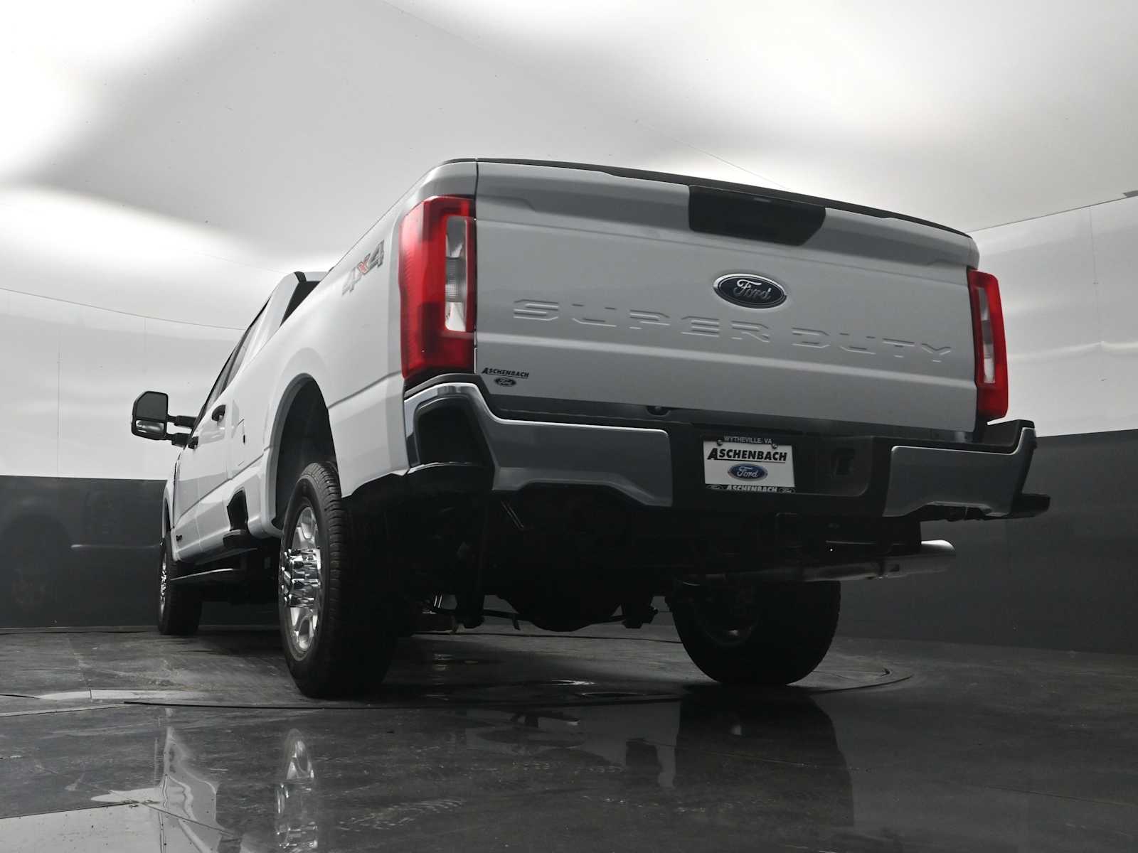 2026 Ford F-350 Super Duty XLT