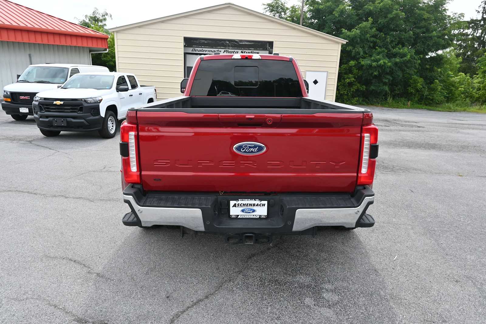 2025 Ford F-350 Super Duty LARIAT