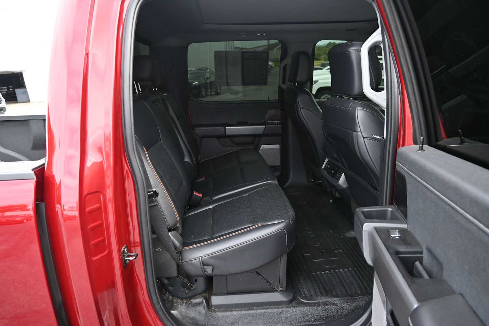 2025 Ford F-350 Super Duty LARIAT