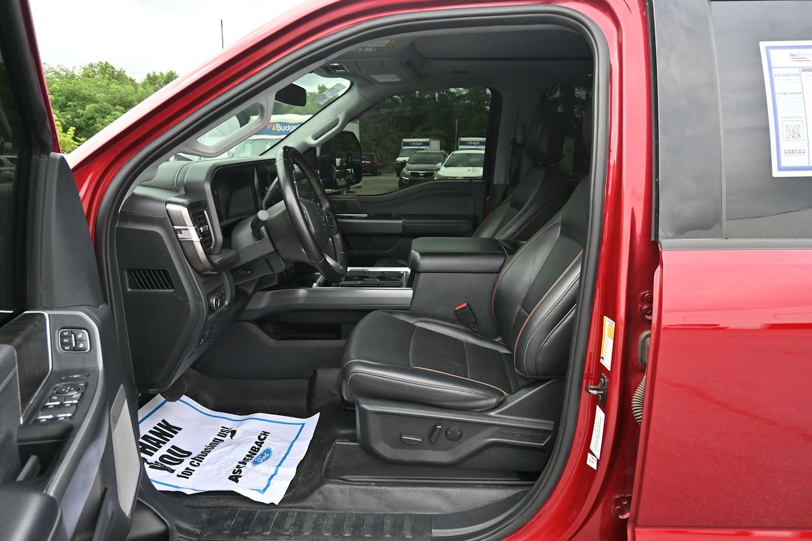2025 Ford F-350 Super Duty LARIAT