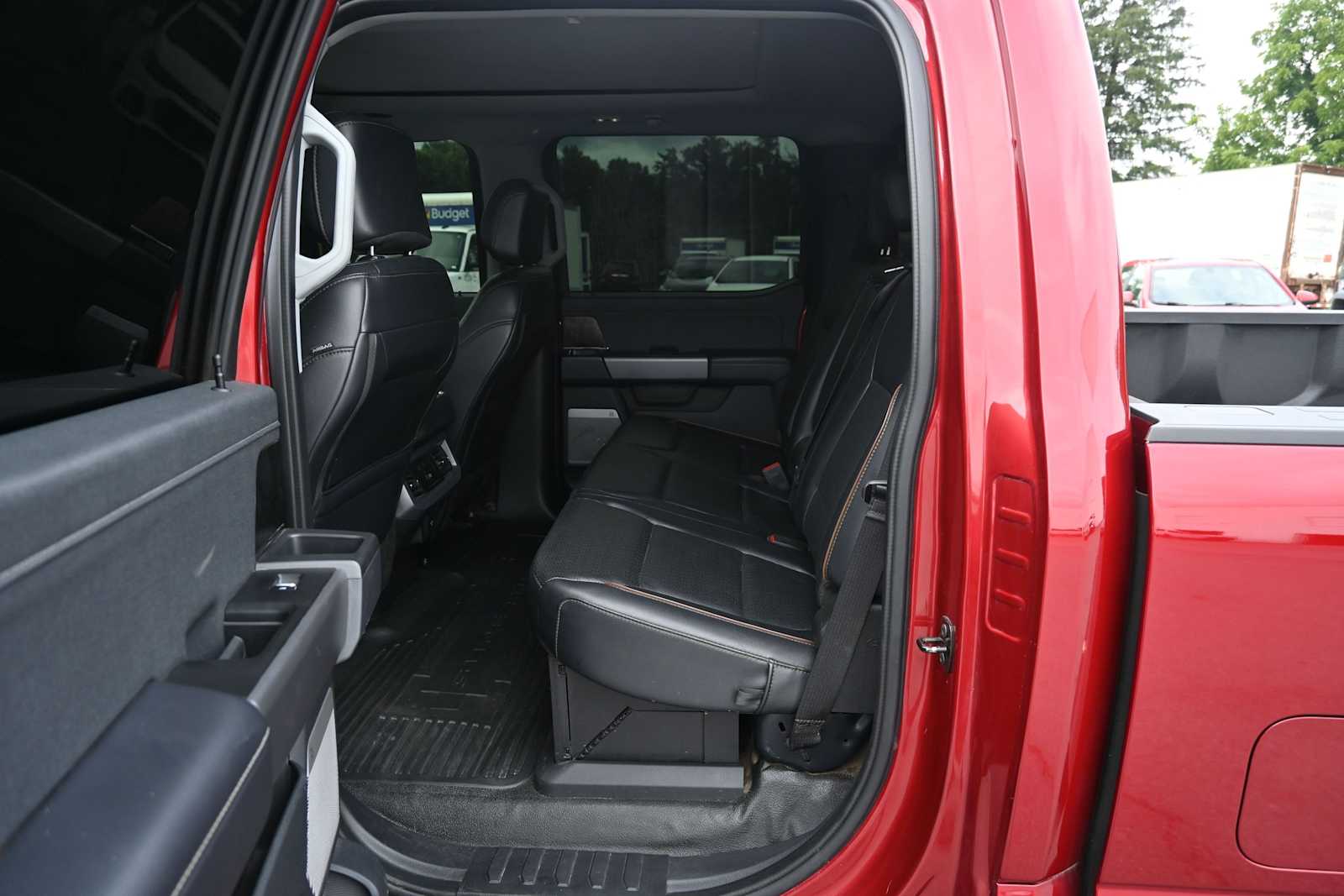 2025 Ford F-350 Super Duty LARIAT