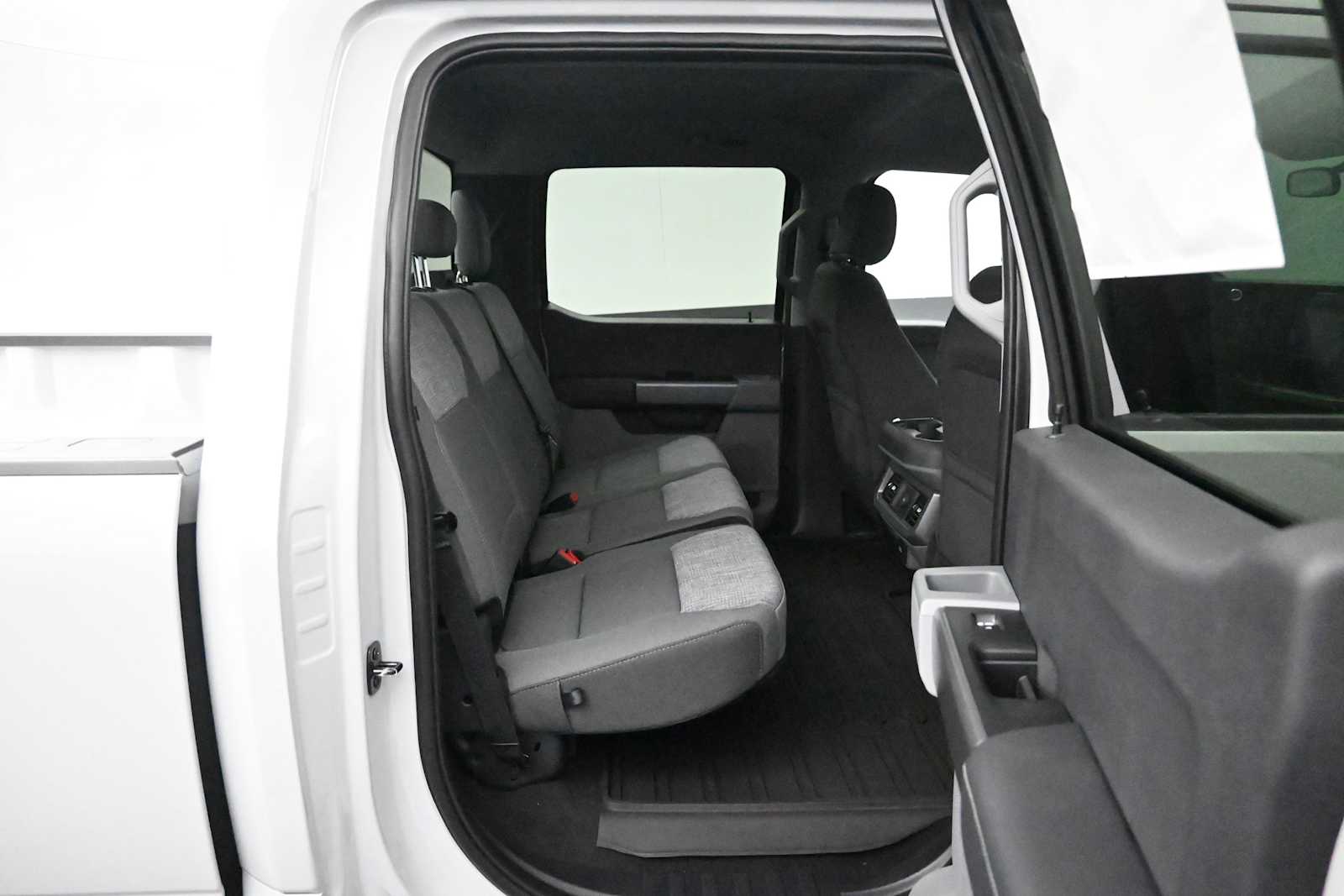 2026 Ford F-350 Super Duty XLT