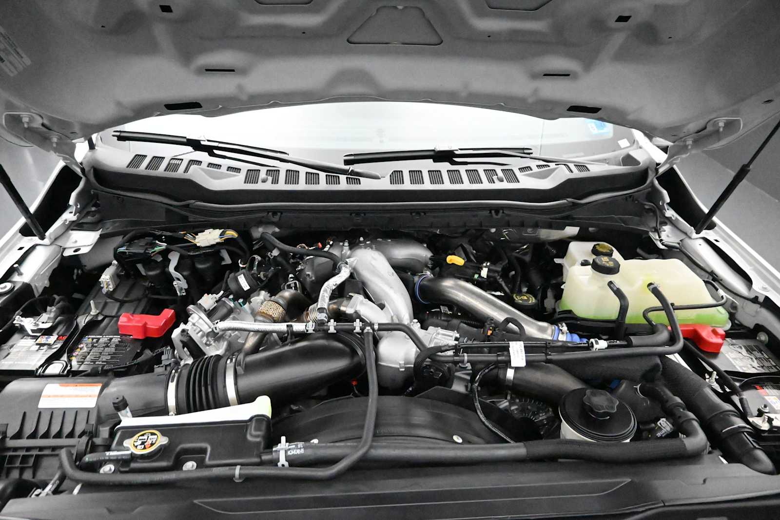 2026 Ford F-350 Super Duty XLT