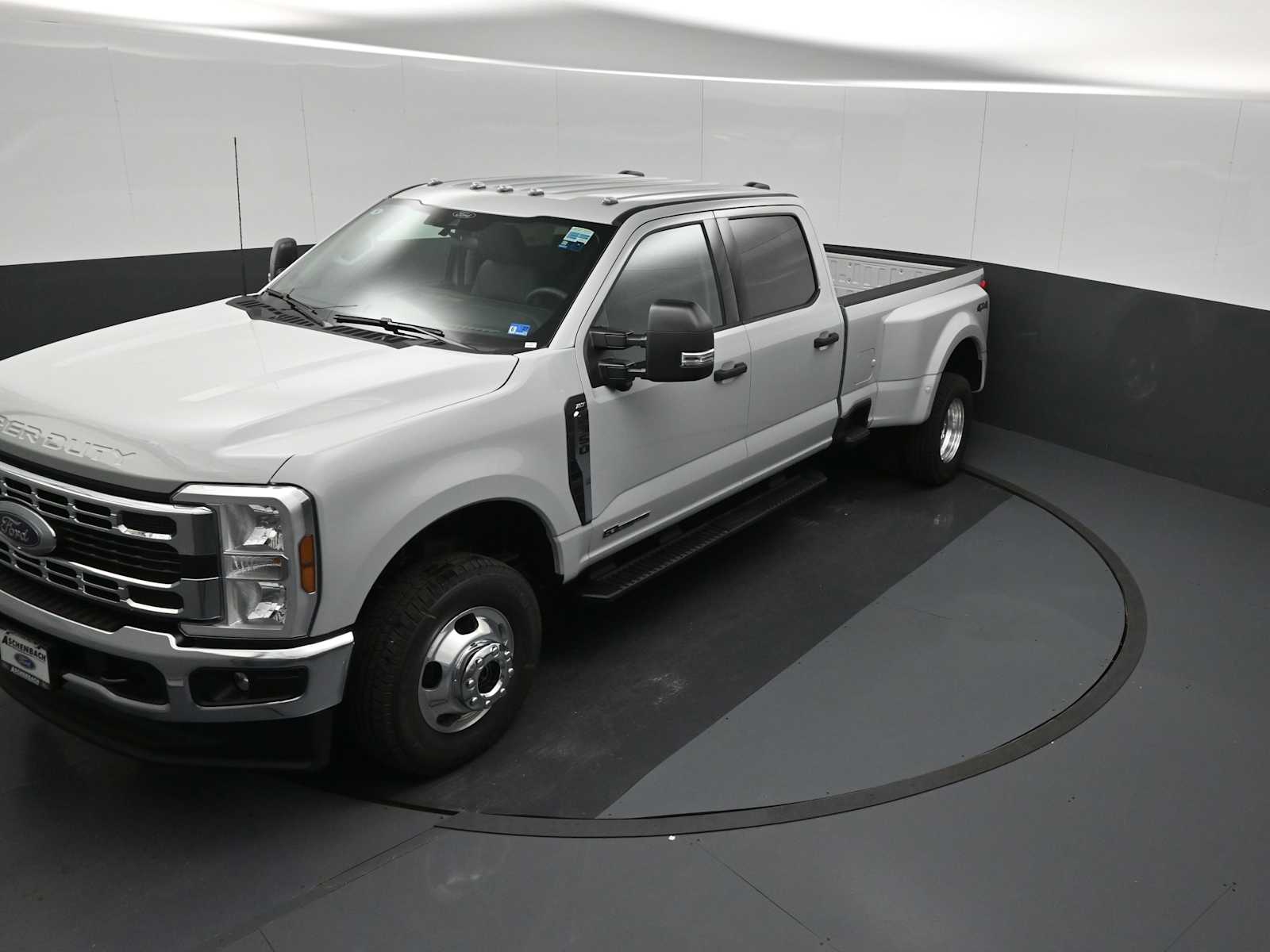 2026 Ford F-350 Super Duty XLT