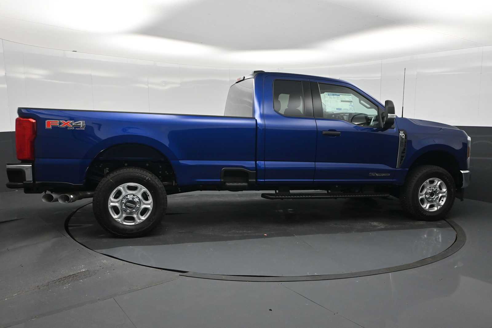 2026 Ford F-350 Super Duty XLT