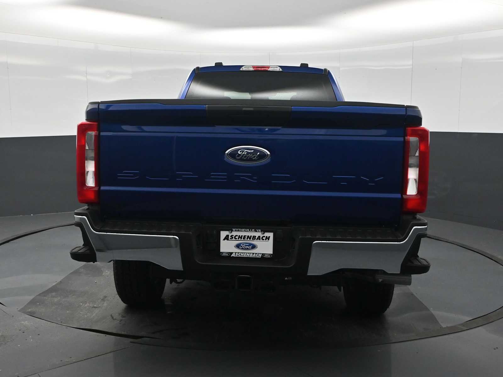 2026 Ford F-350 Super Duty XLT