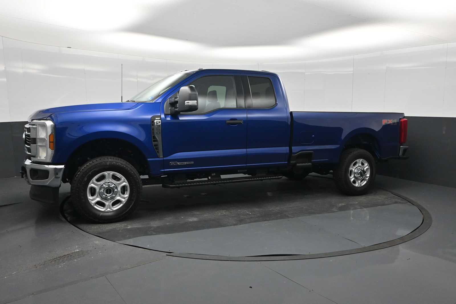 2026 Ford F-350 Super Duty XLT