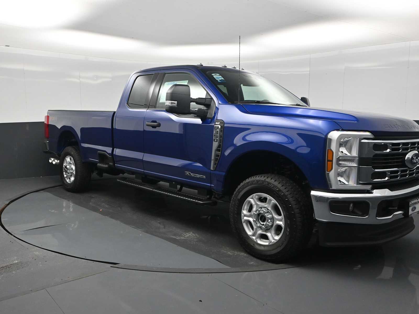 2026 Ford F-350 Super Duty XLT
