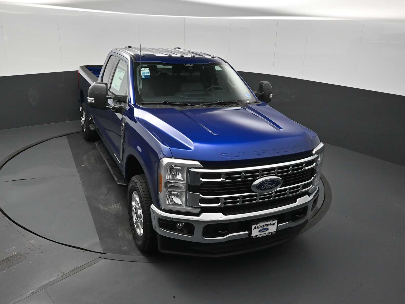 2026 Ford F-350 Super Duty XLT