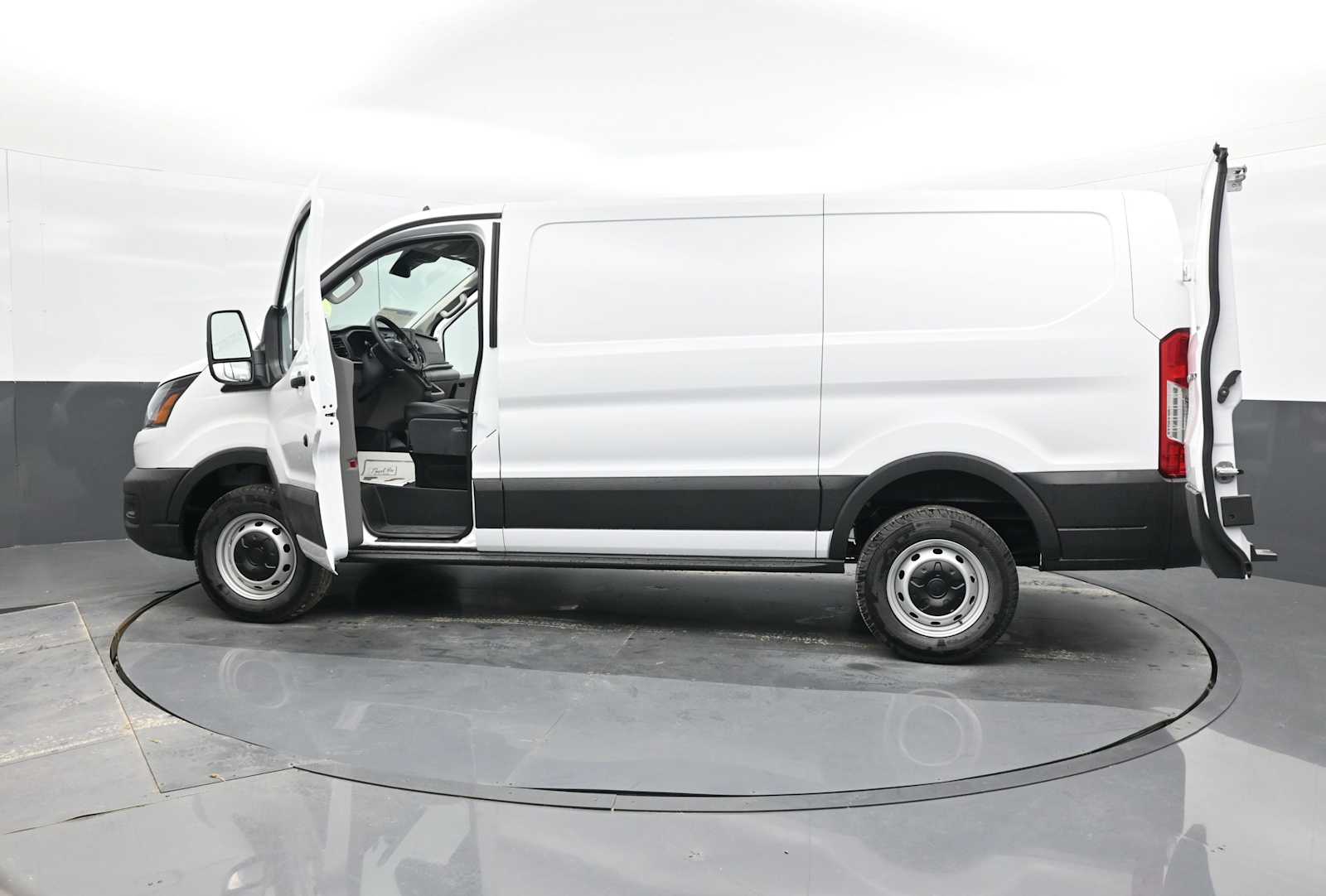 2024 Ford Transit-250 Cargo Van 