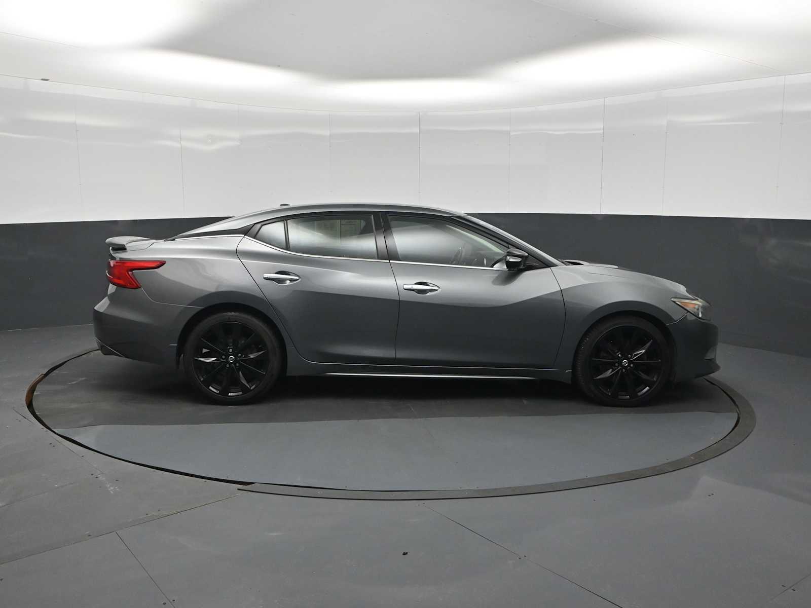 2018 Nissan Maxima 3.5 SR