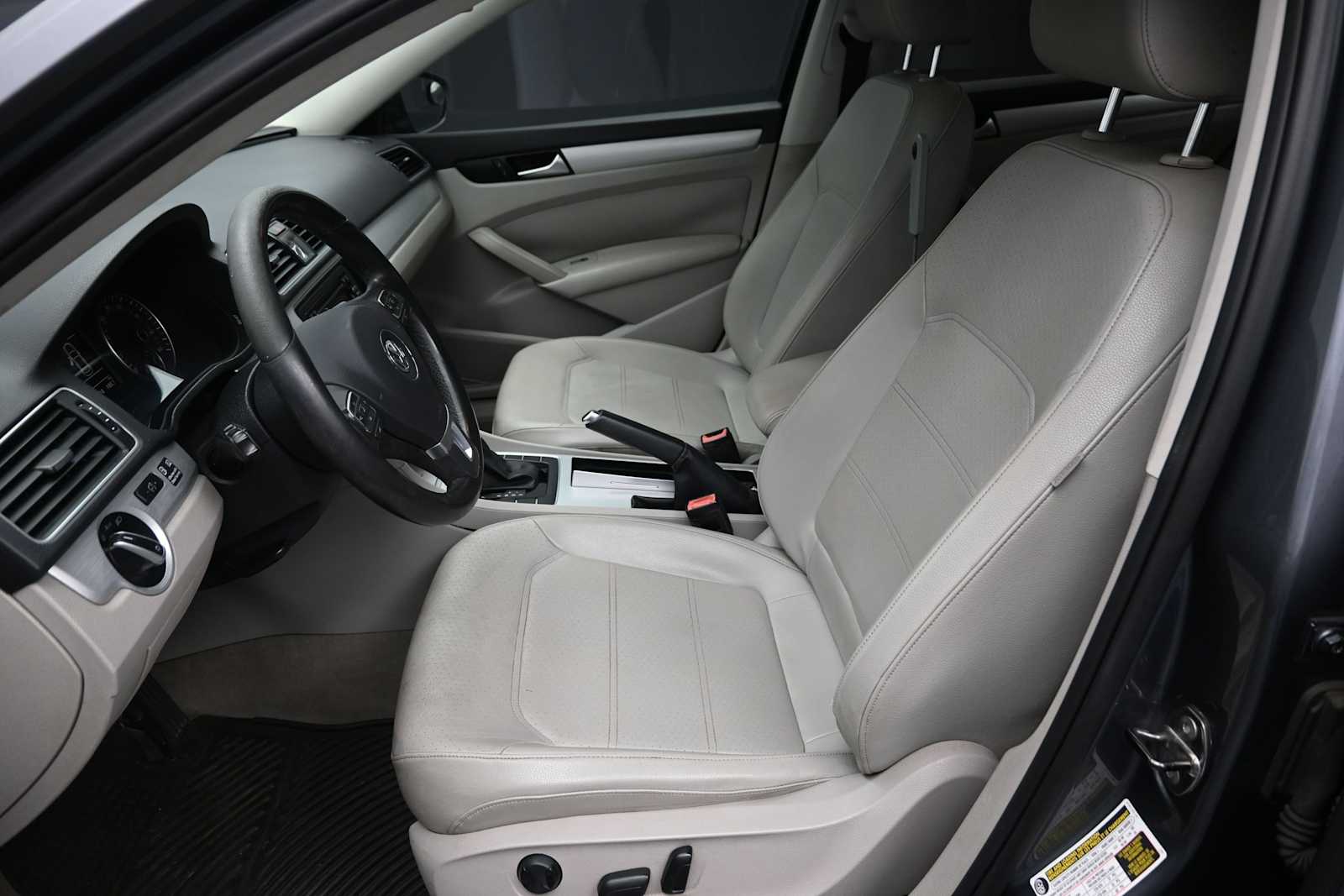 2012 Volkswagen Passat 2.0L TDI SE