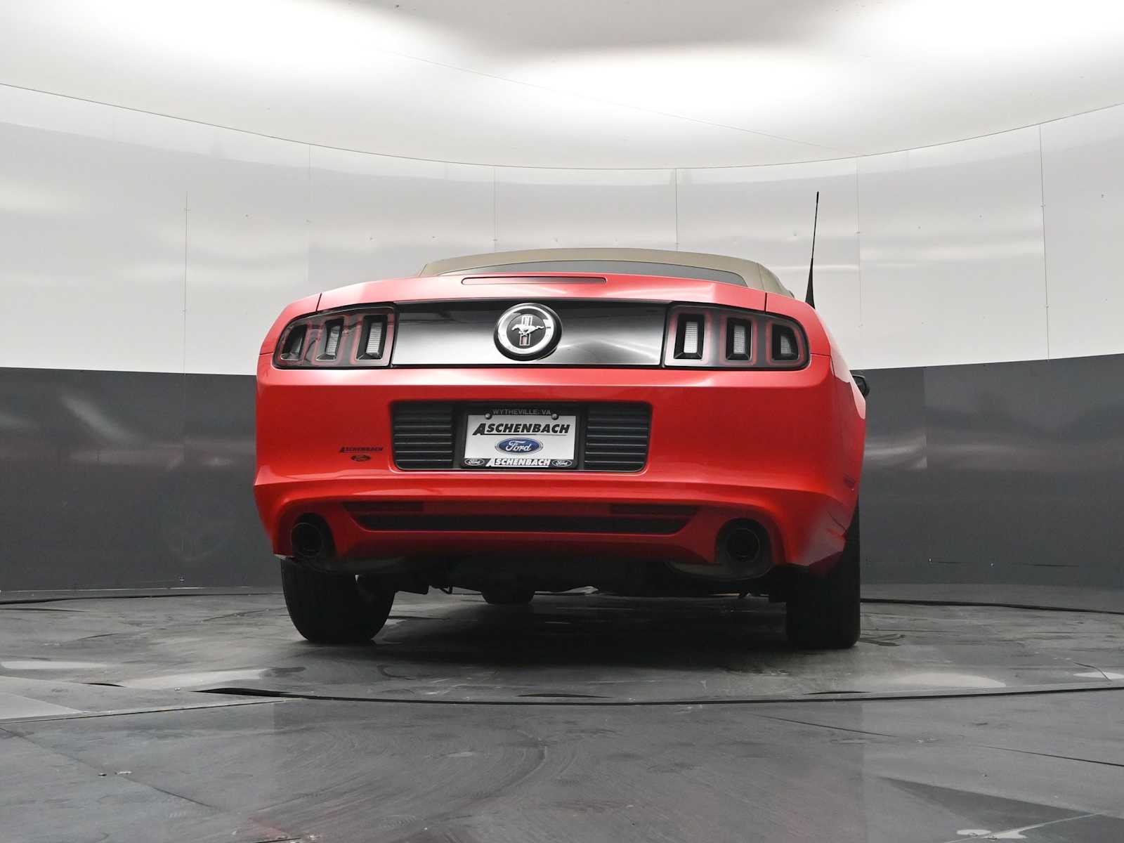 2014 Ford Mustang V6