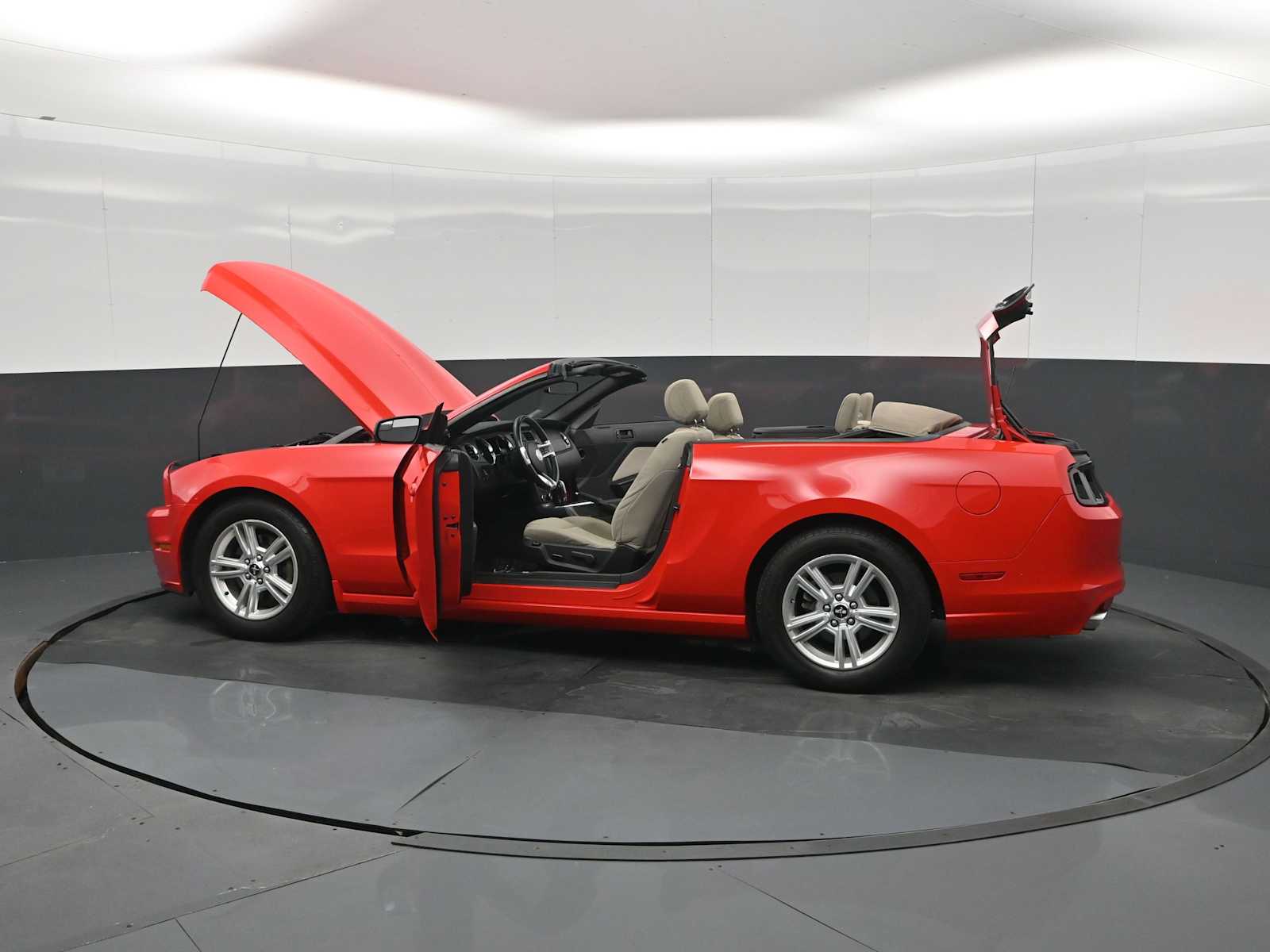 2014 Ford Mustang V6