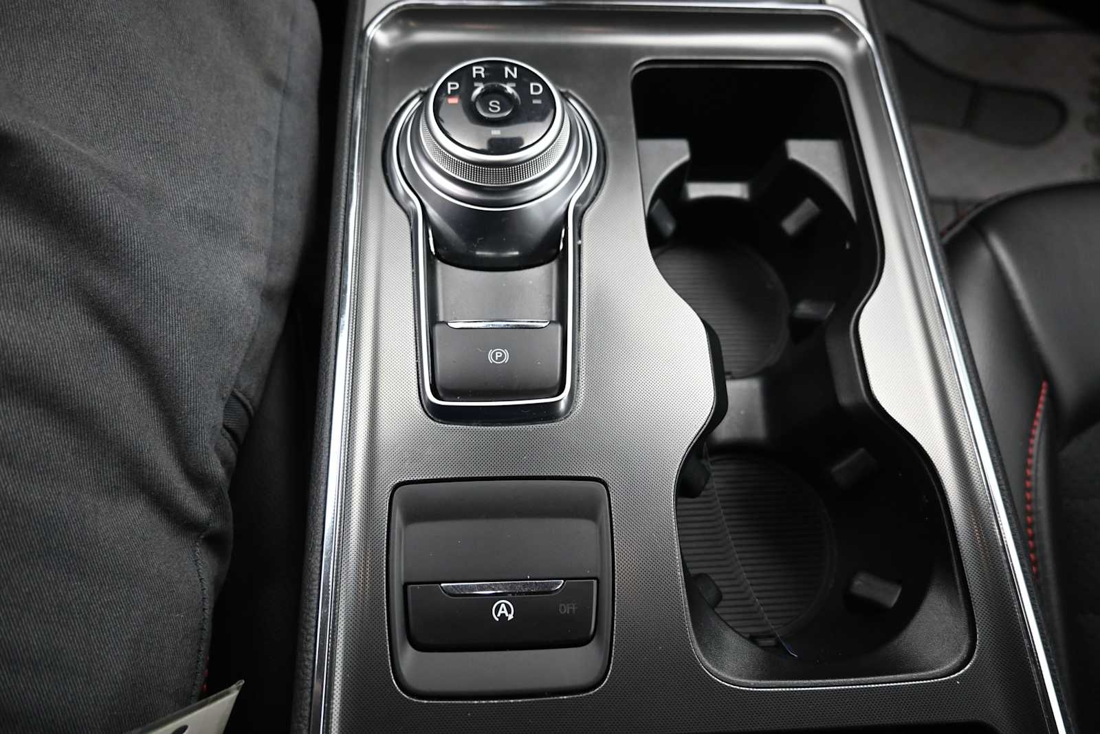 2024 Ford Edge ST-Line