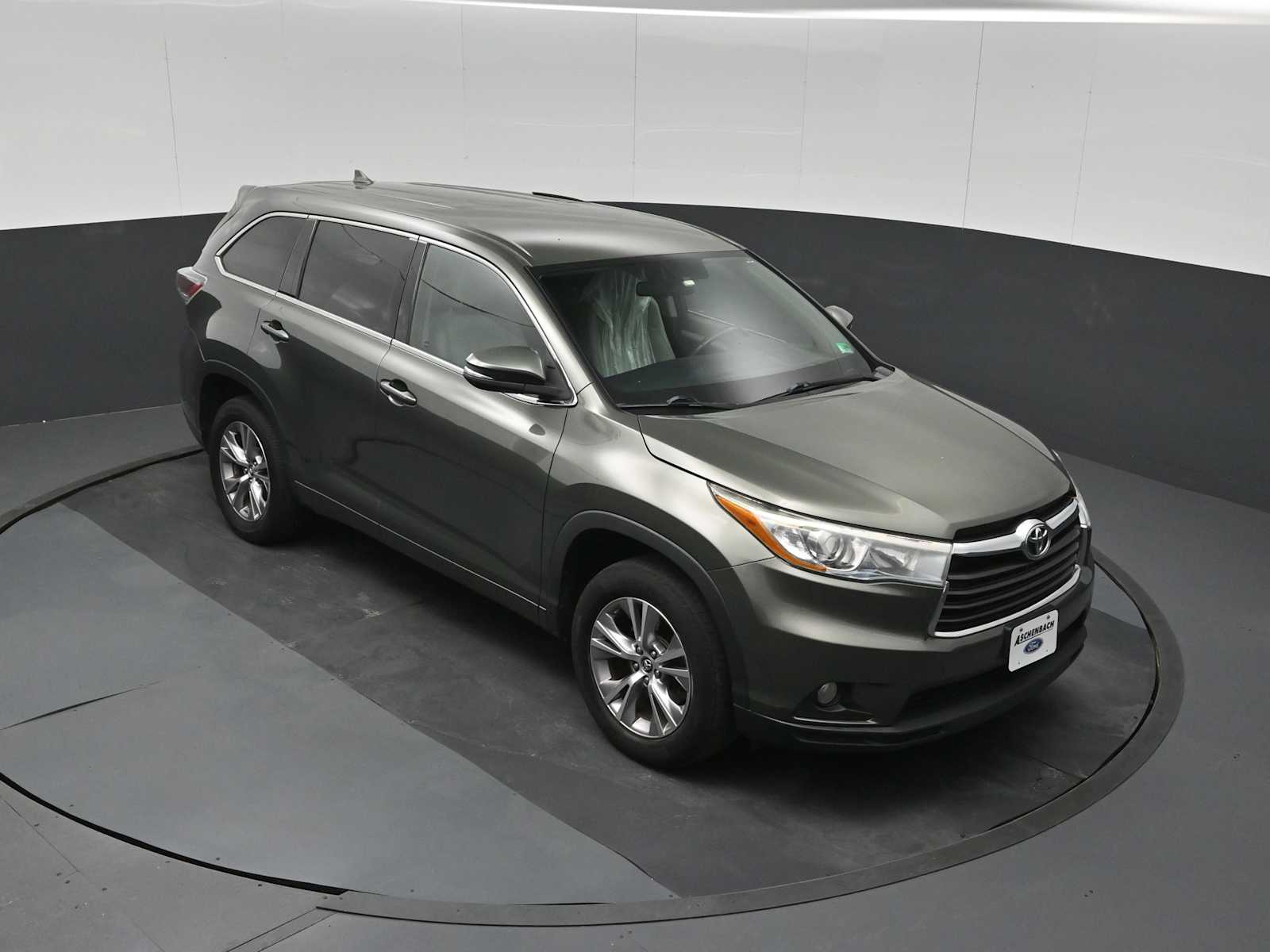 2016 Toyota Highlander LE V6