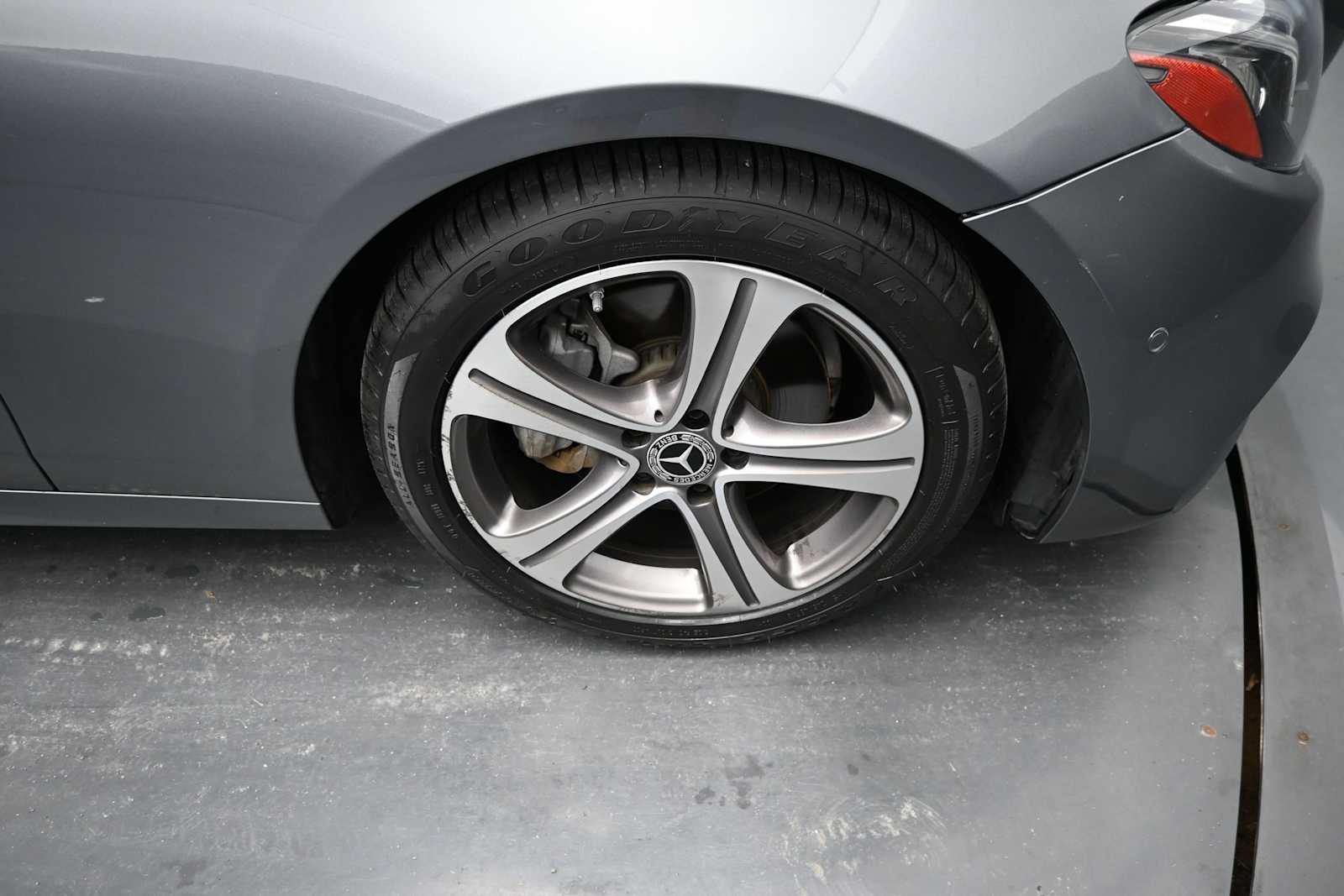 2019 Mercedes-Benz E 300 4MATIC