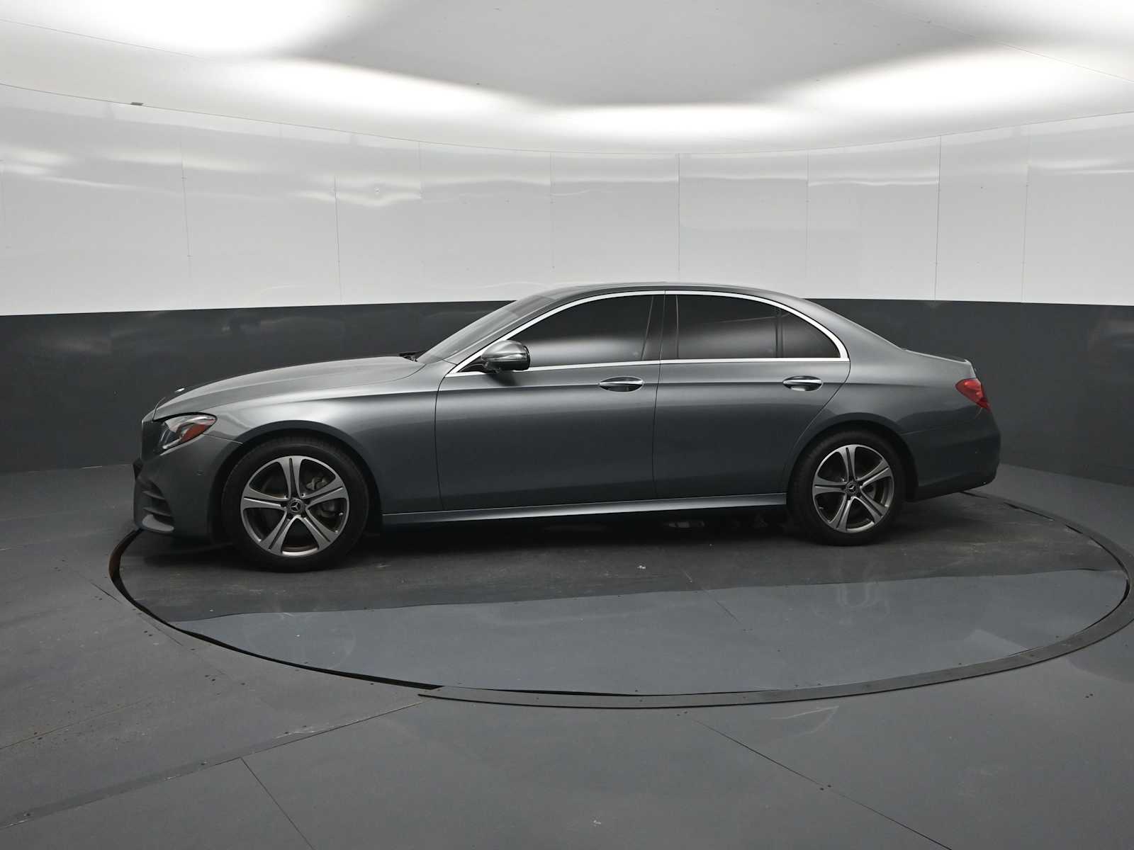 2019 Mercedes-Benz E 300 4MATIC