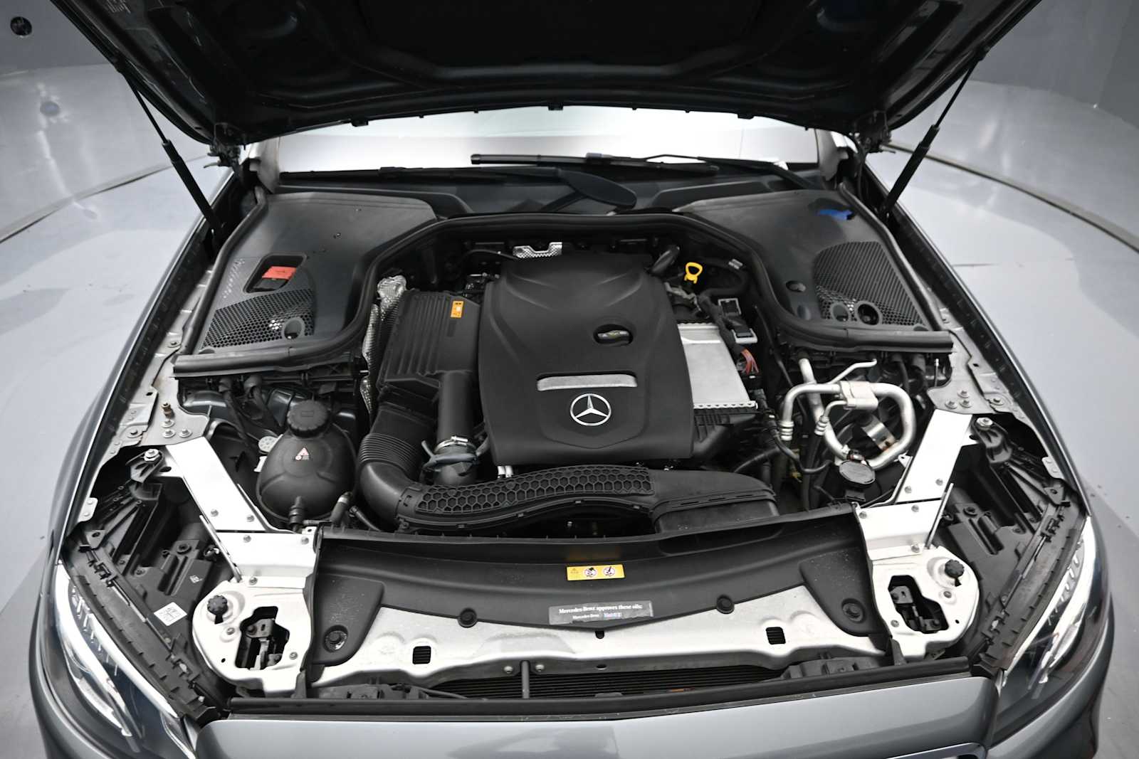 2019 Mercedes-Benz E 300 4MATIC