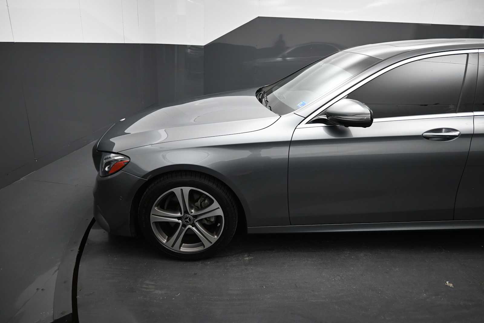 2019 Mercedes-Benz E 300 4MATIC