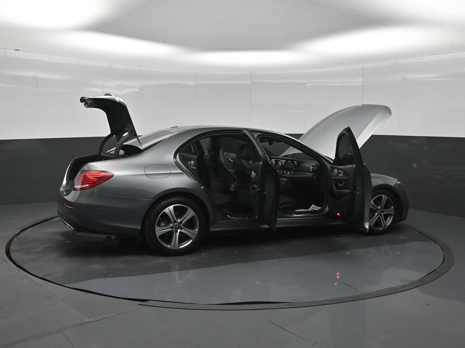 2019 Mercedes-Benz E 300 4MATIC