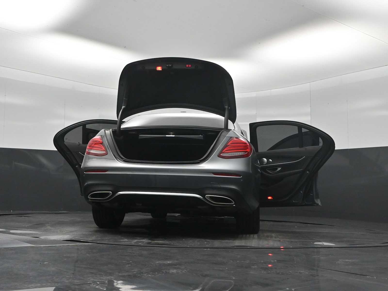 2019 Mercedes-Benz E 300 4MATIC