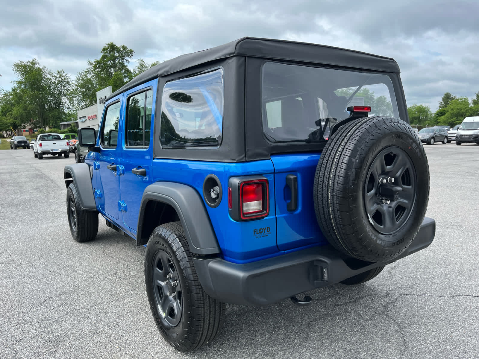2026 Jeep Wrangler Sport