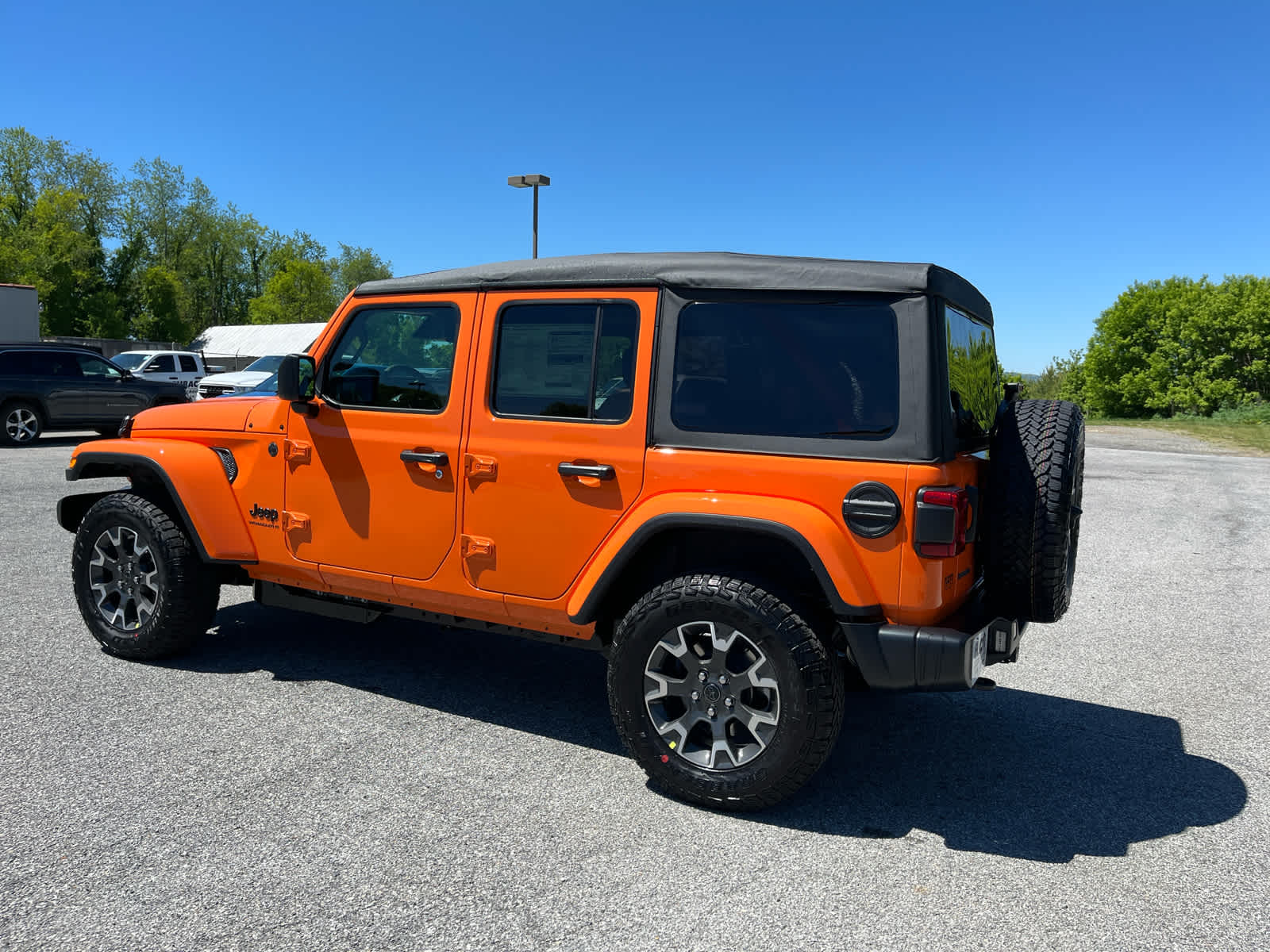 2026 Jeep Wrangler 4-Door Sahara 4x4
