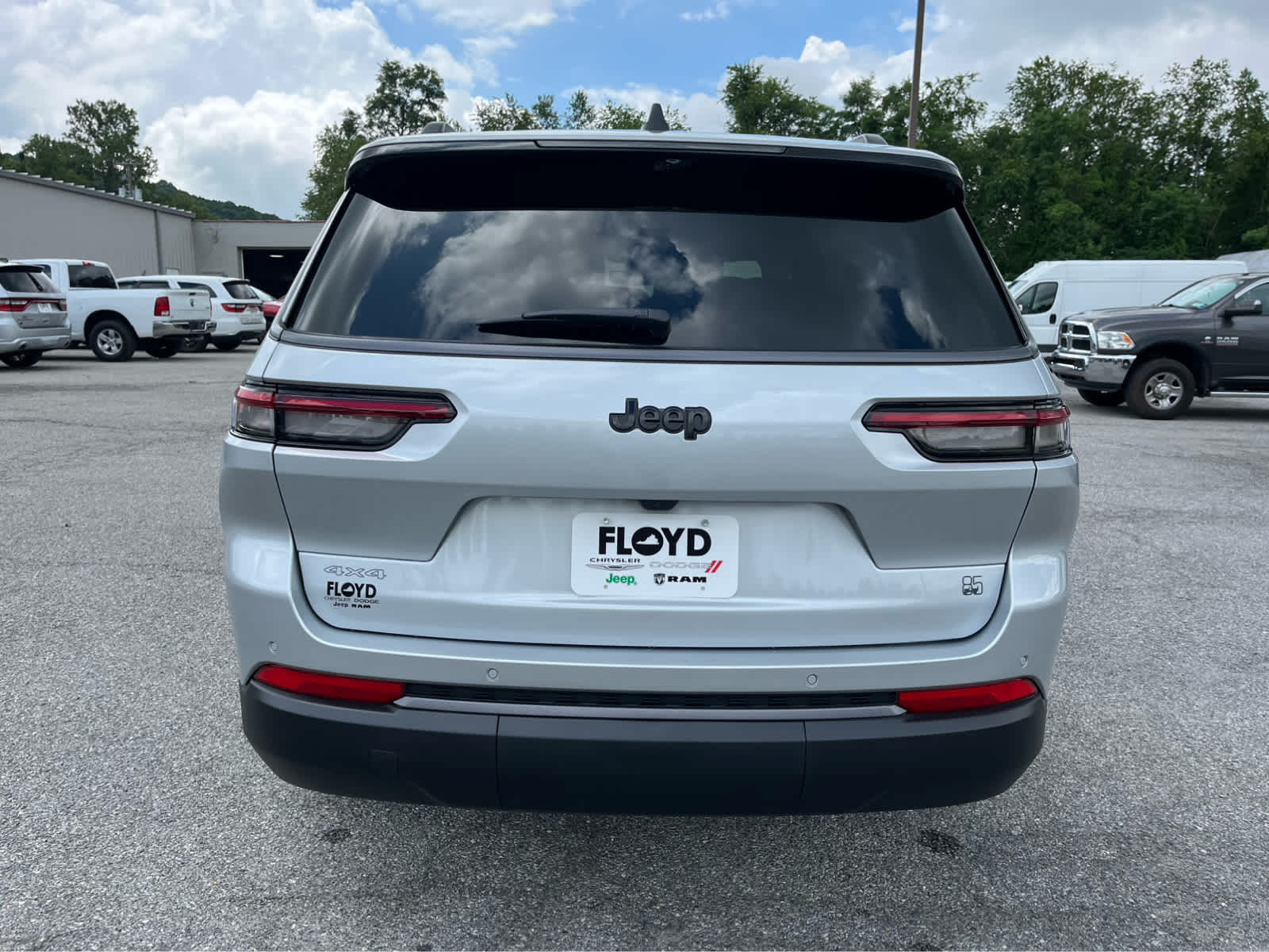 2026 Jeep Grand Cherokee L 85th Anniversary Edition