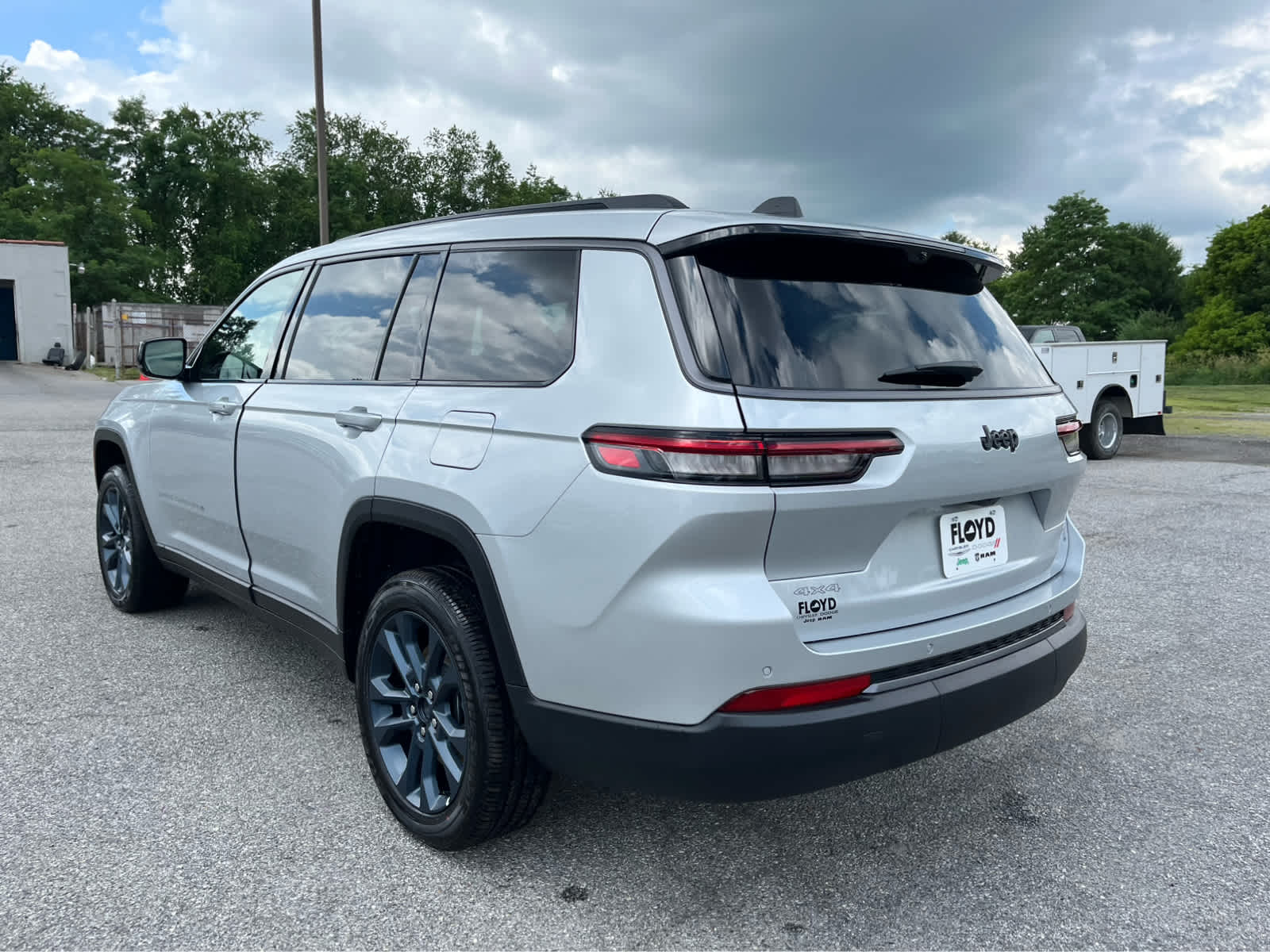 2026 Jeep Grand Cherokee L 85th Anniversary Edition