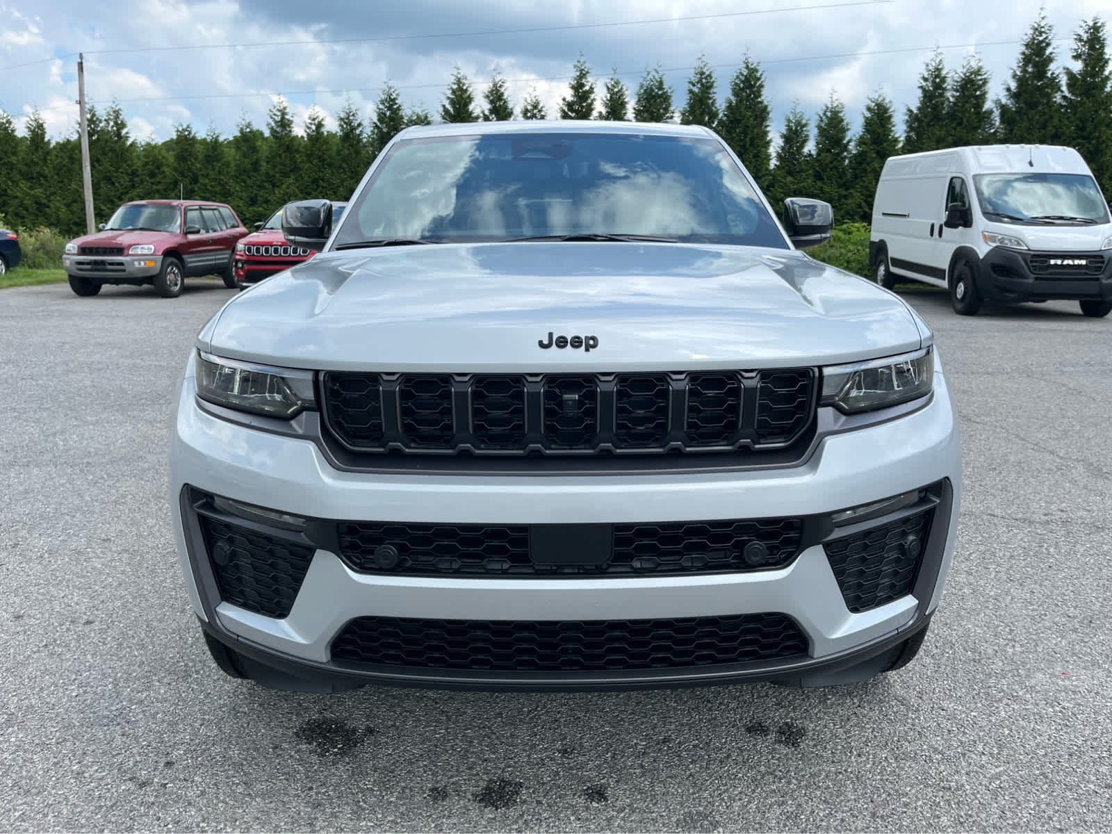 2026 Jeep Grand Cherokee L 85th Anniversary Edition