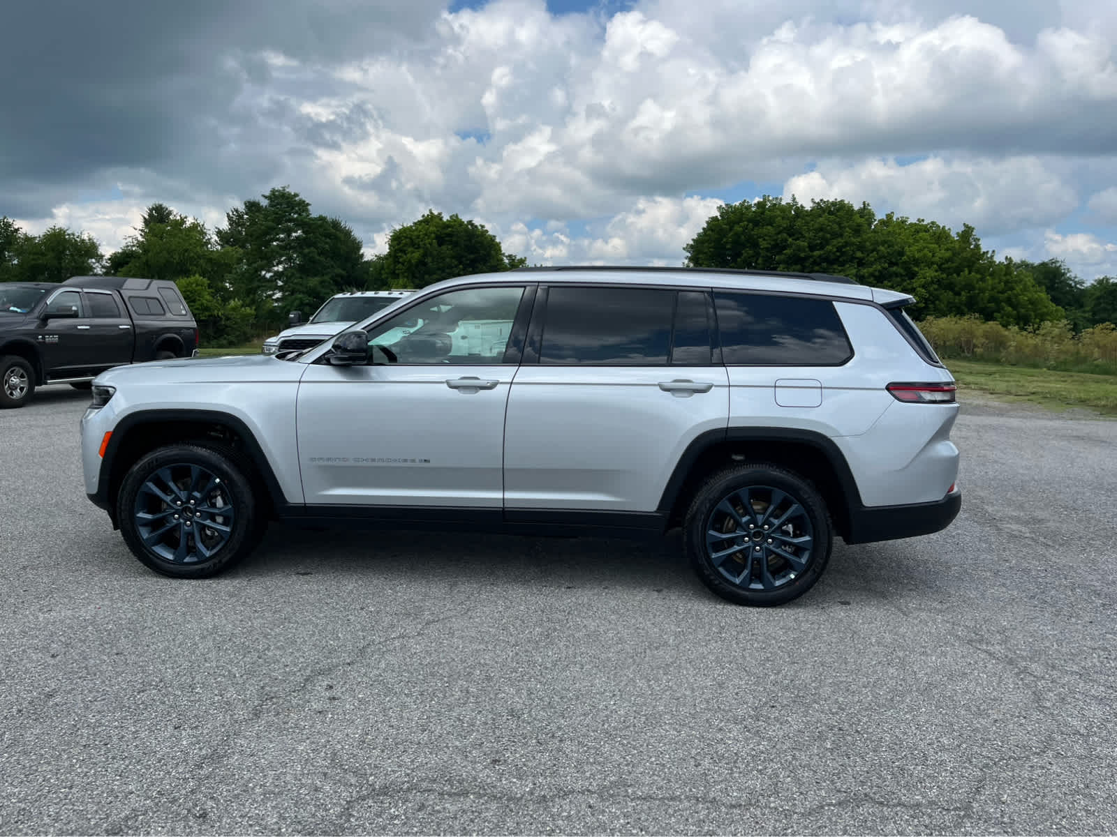 2026 Jeep Grand Cherokee L 85th Anniversary Edition