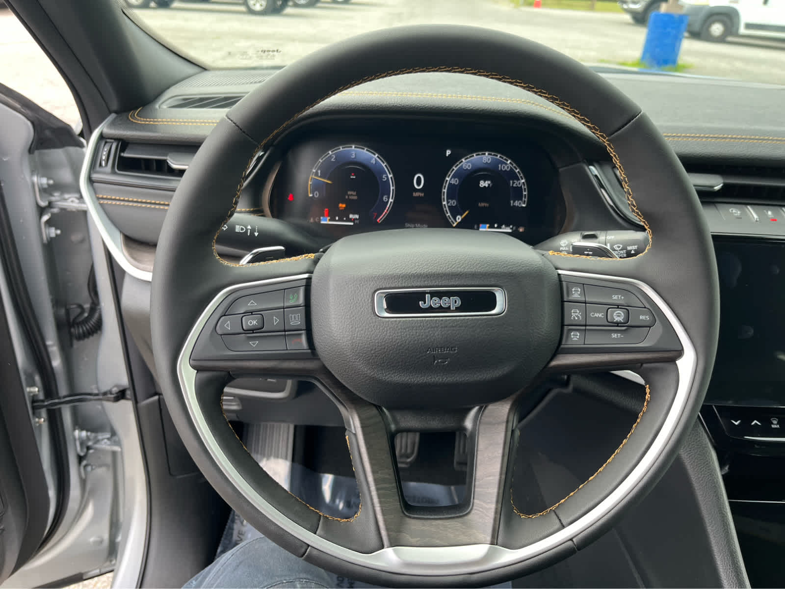 2026 Jeep Grand Cherokee L 85th Anniversary Edition