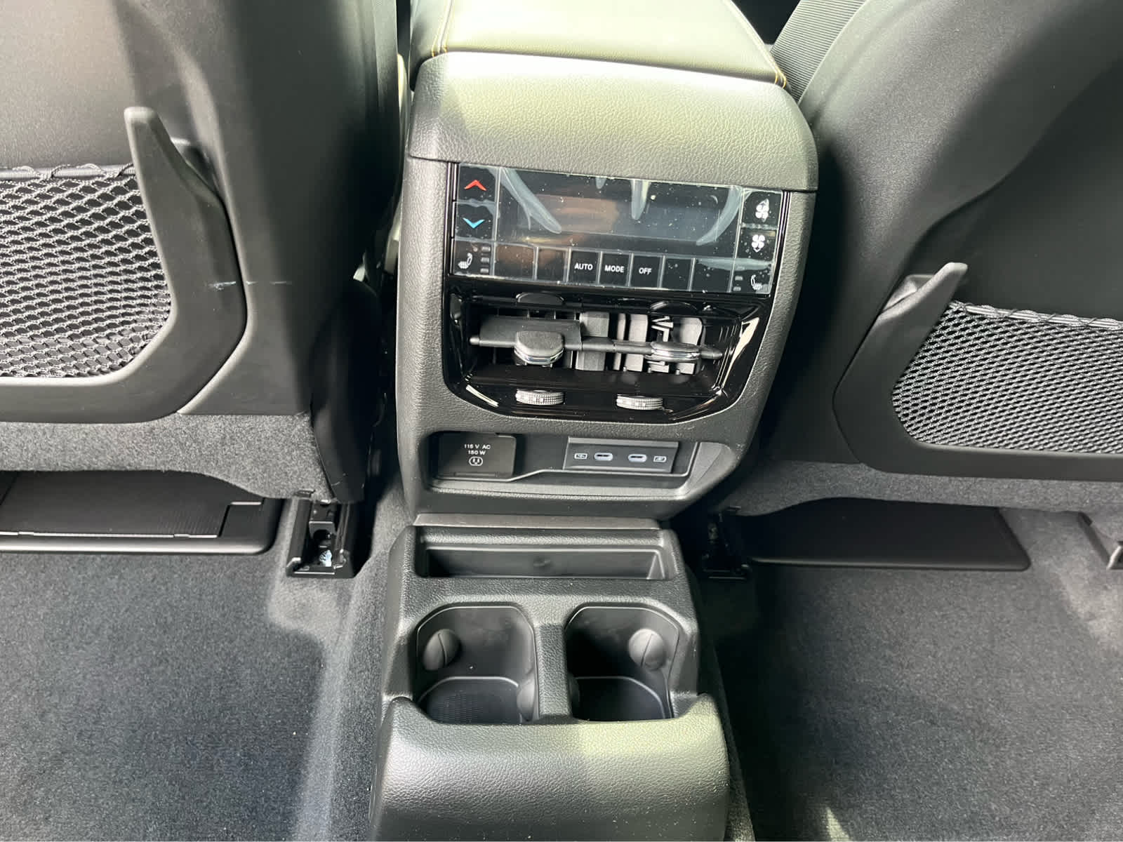 2026 Jeep Grand Cherokee L 85th Anniversary Edition