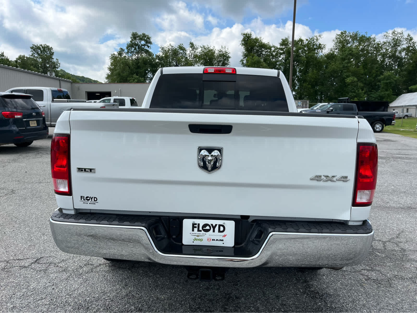 2023 Ram 1500 Classic SLT