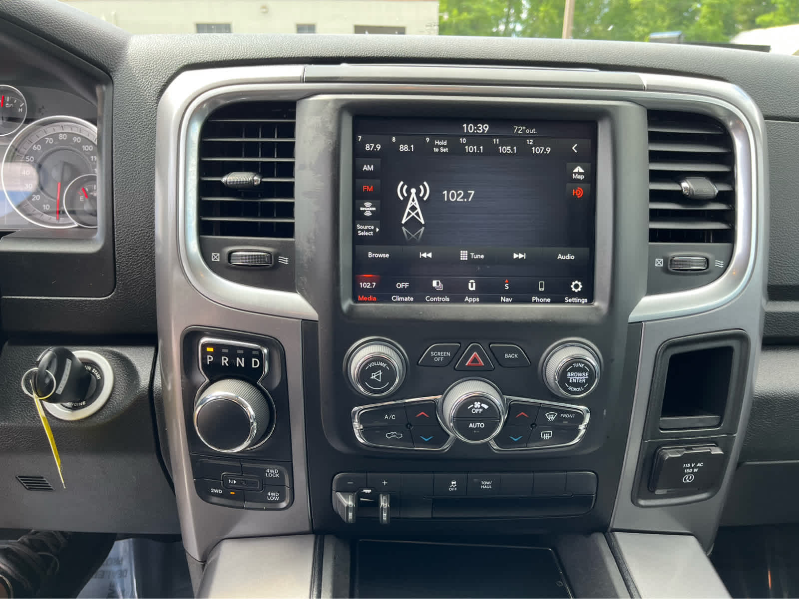 2023 Ram 1500 Classic SLT