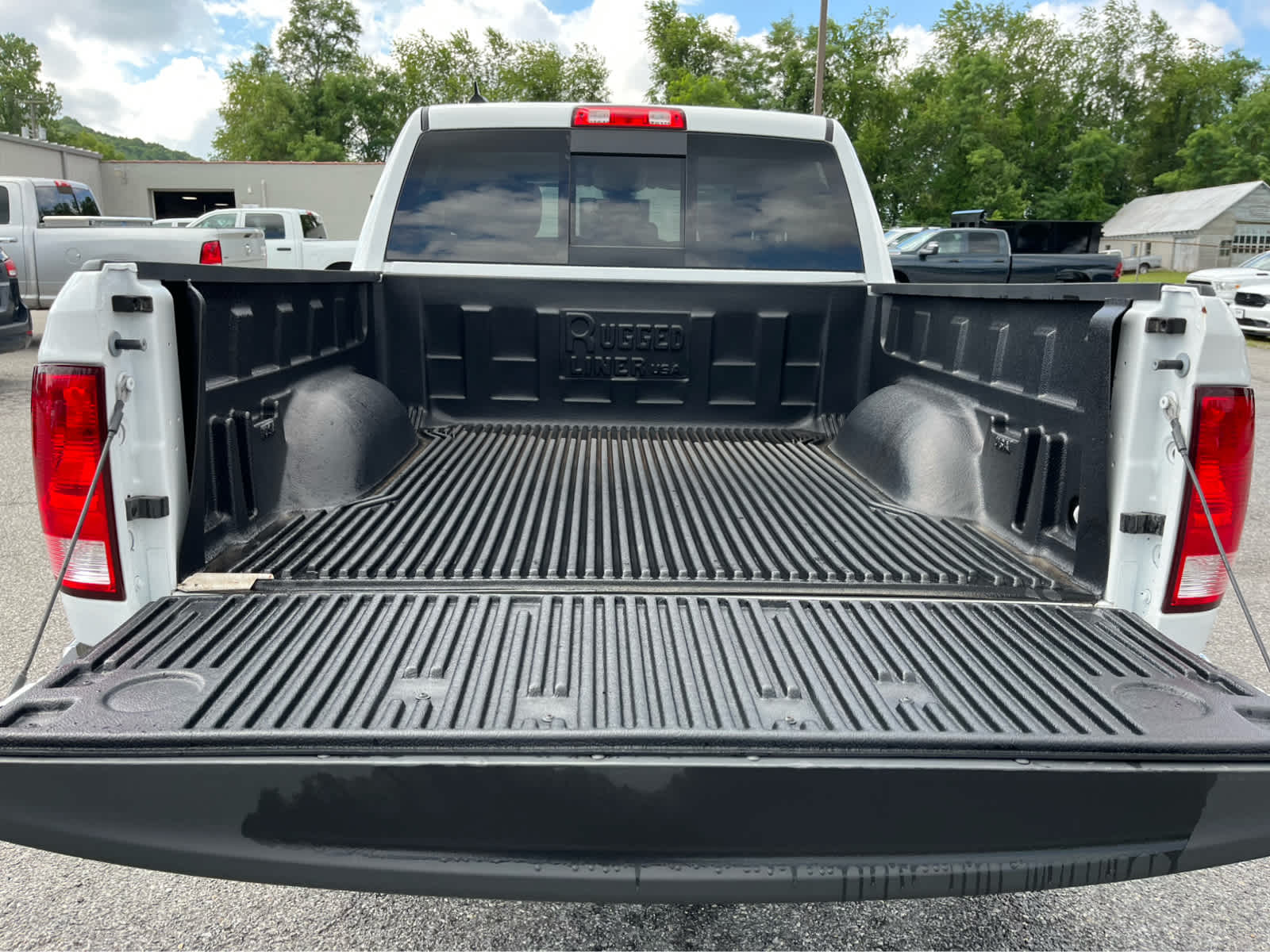 2023 Ram 1500 Classic SLT