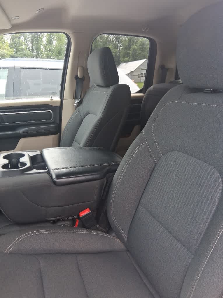 2019 Ram 1500 Big Horn/Lone Star Quad Cab 4x4 6'4" Box