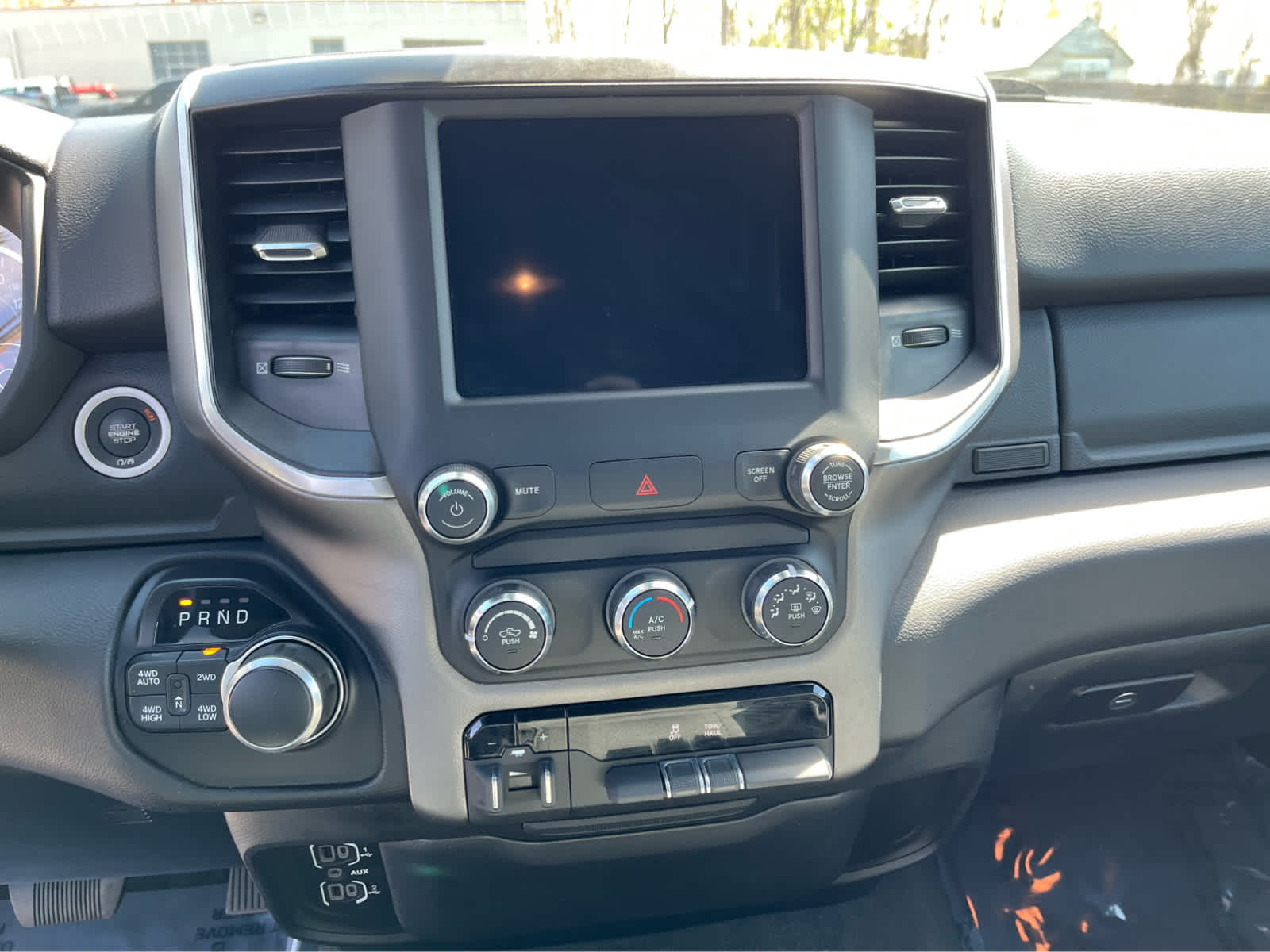 2026 Ram 1500 Big Horn Crew Cab 4x4 5'7" Box