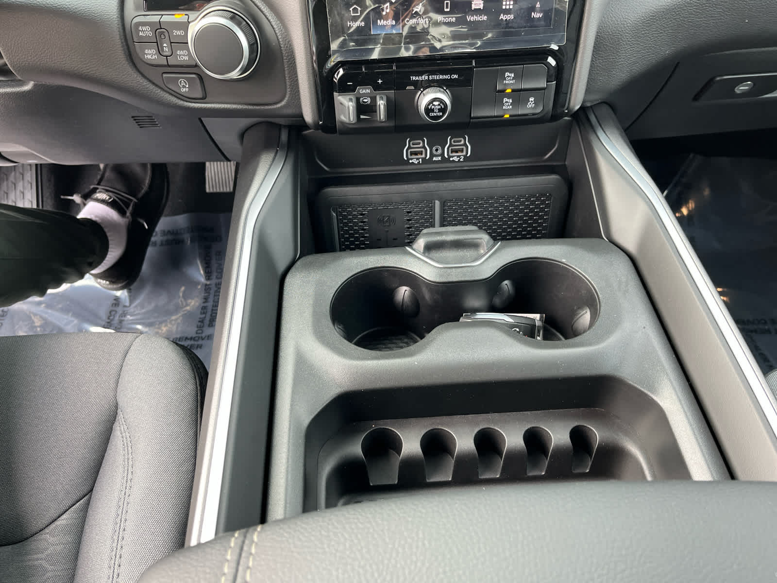 2026 Ram 1500 Big Horn Crew Cab 4x4 5'7" Box