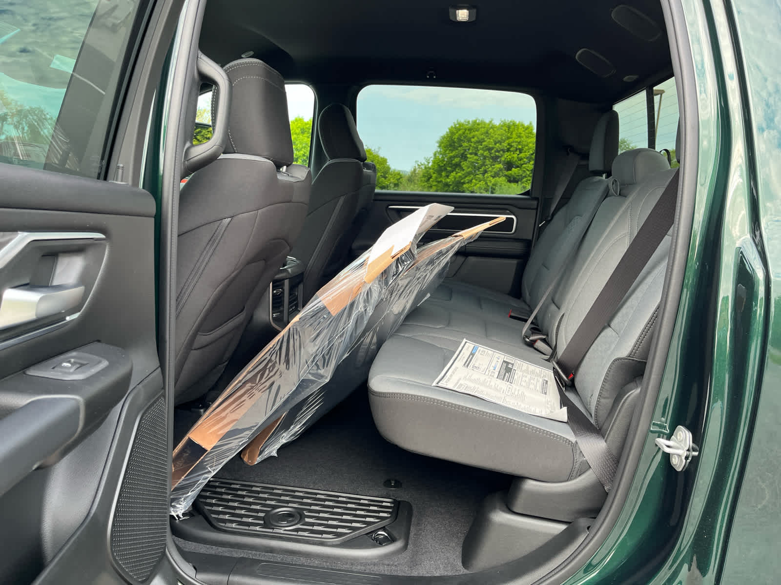2026 Ram 1500 Big Horn Crew Cab 4x4 5'7" Box